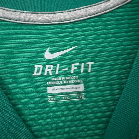 Nike Dri Fit Mens Green Striped Athletic Short Sleeve Tshirt Size 2XL - Picture 2 of 6